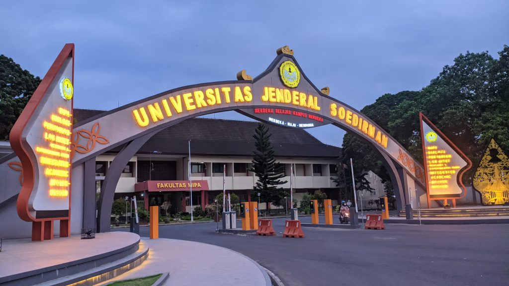 Unggul dalam Riset, Pendidikan, dan Pengabdian Masyarakat